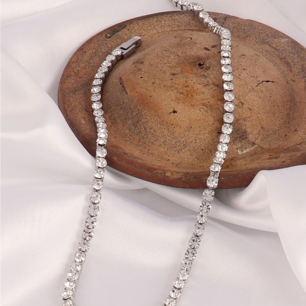 Silver Rhinestoned Tennis Chain ✨